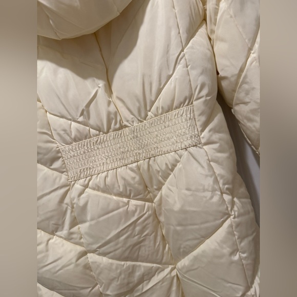 NWOT STEVE MADDEN Women's Cream Quilted Long Coat - Size XS - Picture 6 of 13